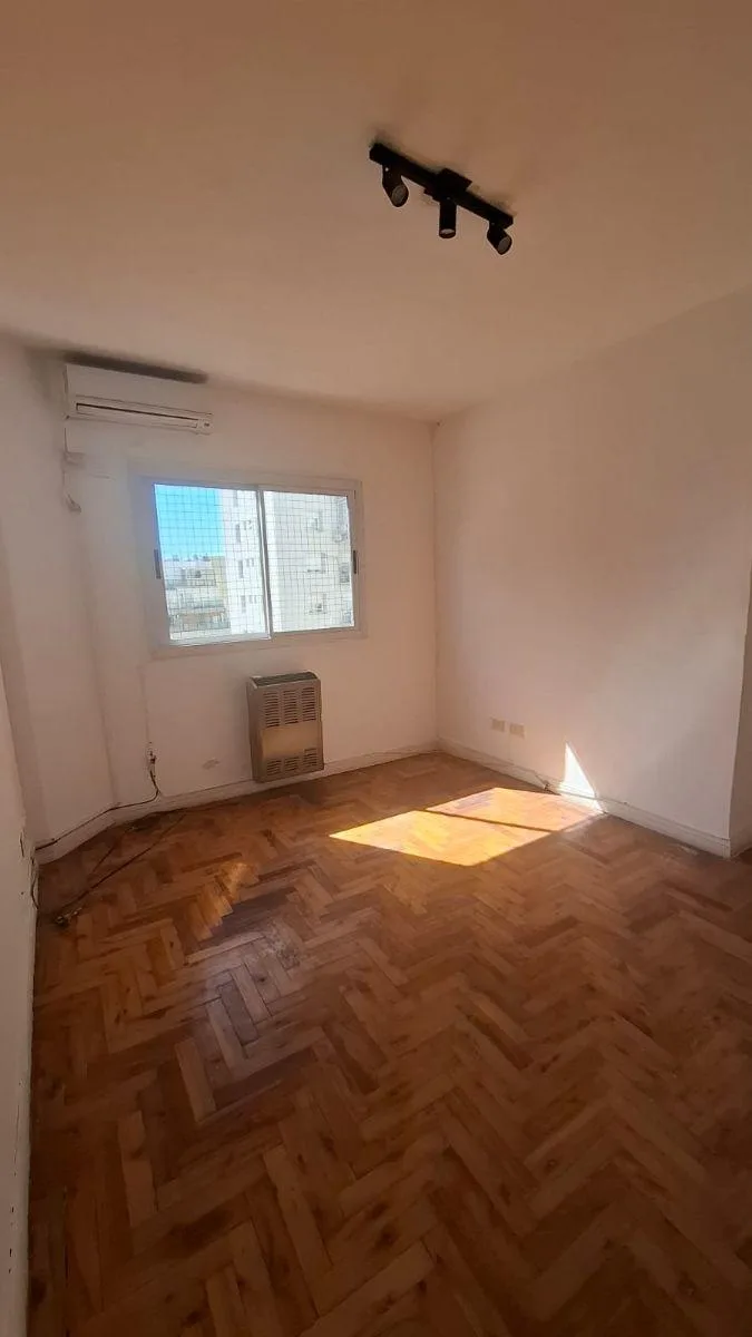 2-room apartment, courtyard-facing
