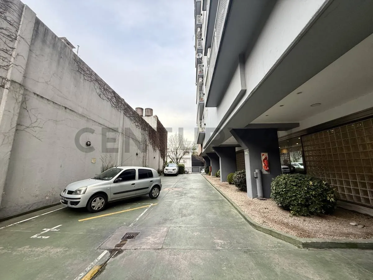 Alquiler Depto 2 Amb Y Cochera En Colegiales