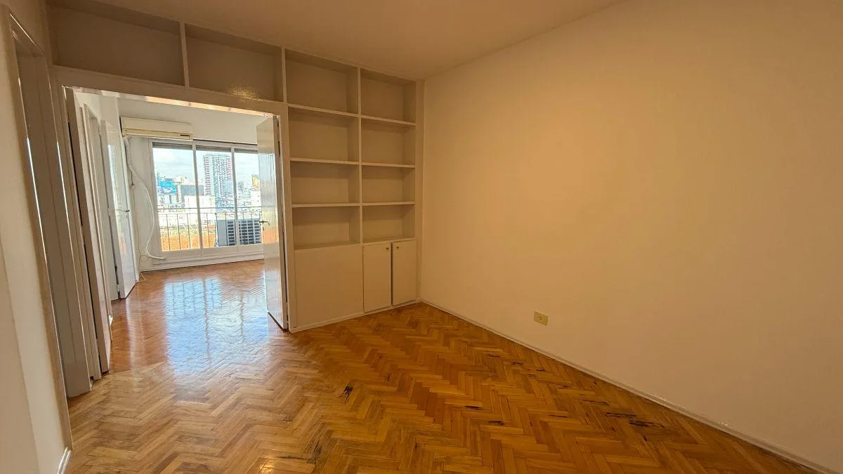 Departamento Monoambiente Subdividido en Alquiler. Av Maipu 311
