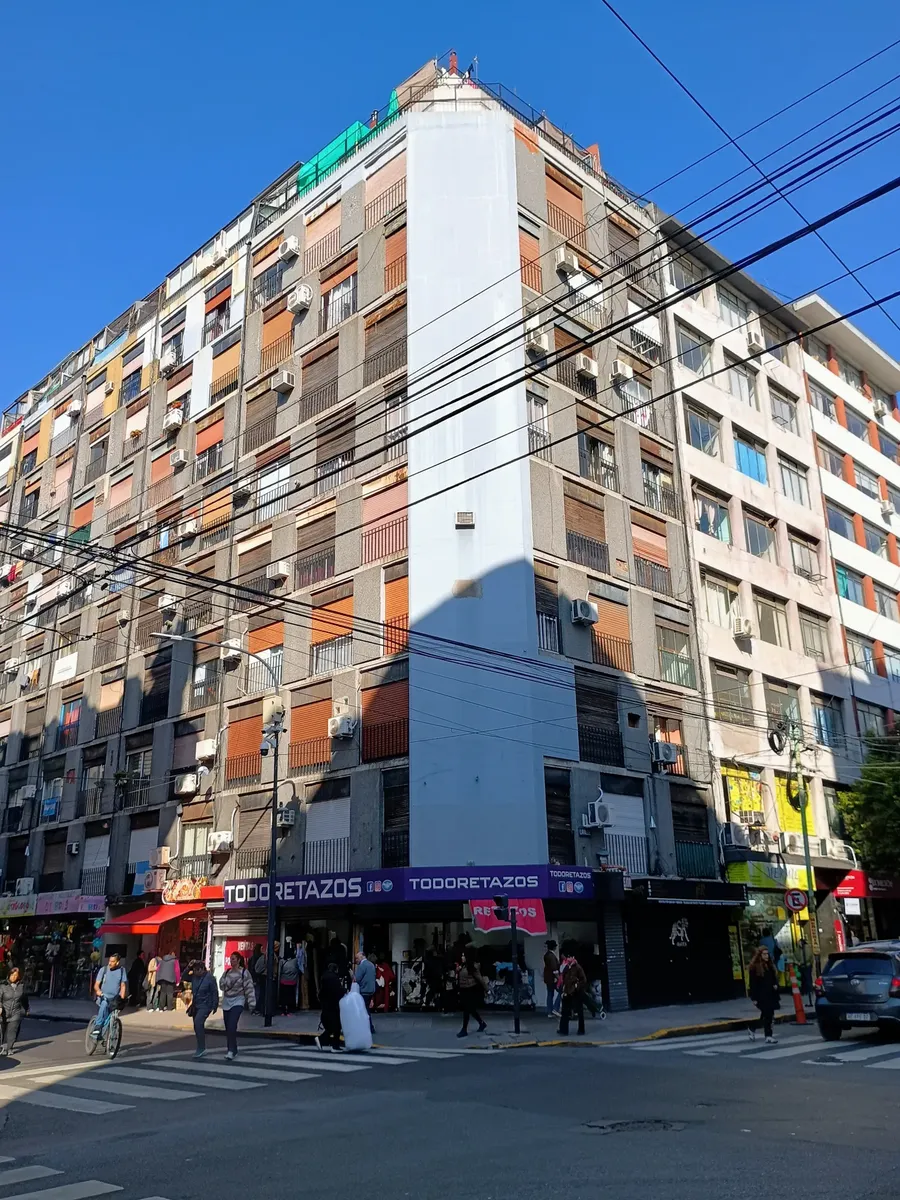 Front-facing studio in Balvanera