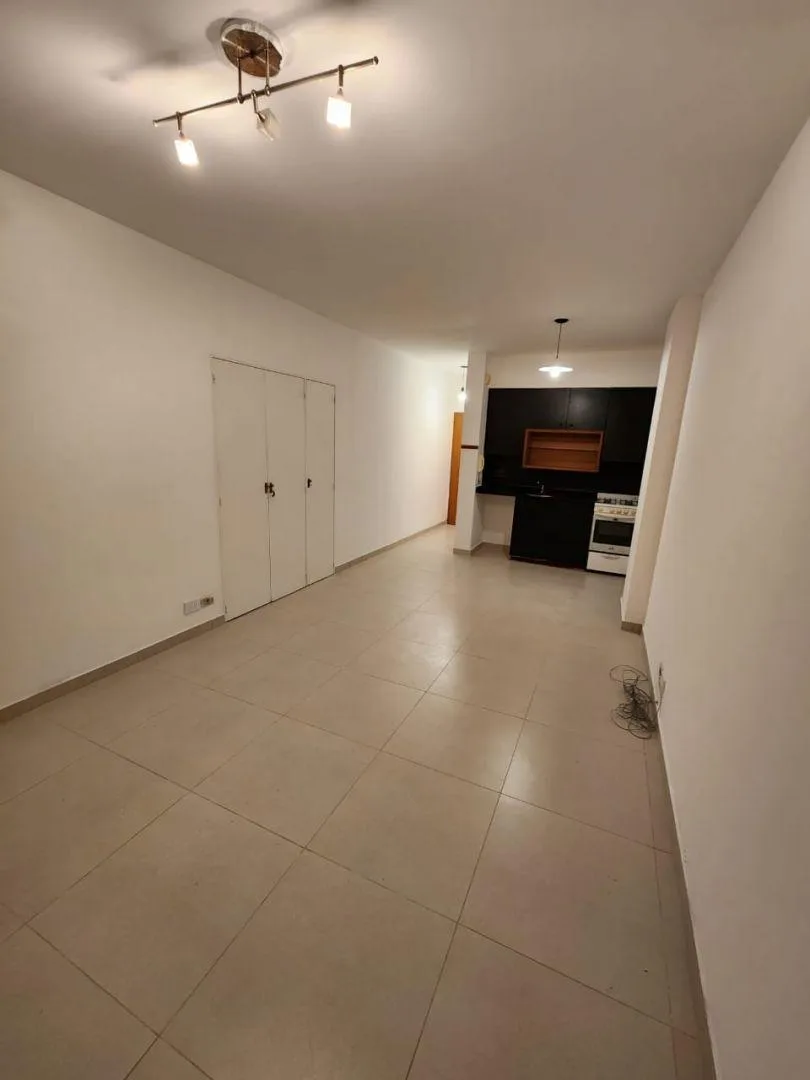 Monoambiente en Nuñez con balcón