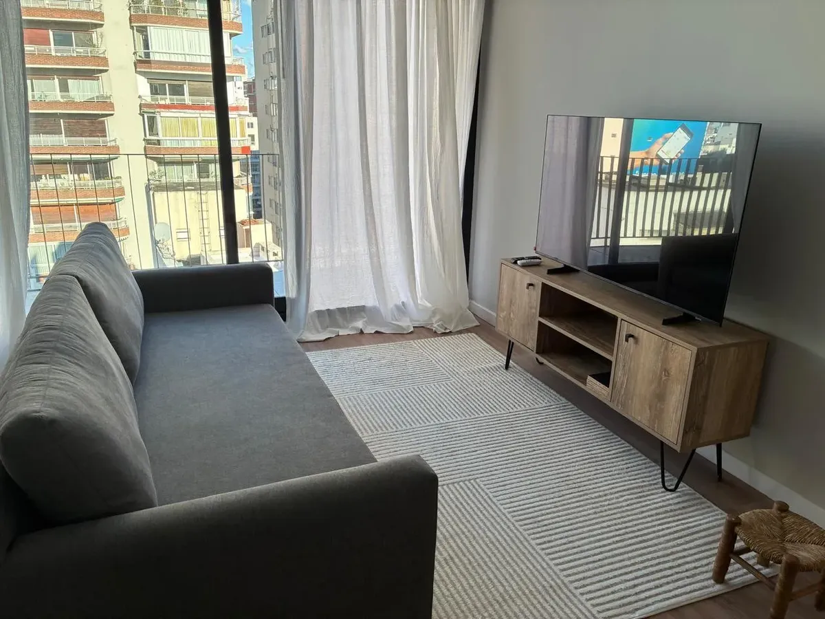 Belgrano 2-room apartment with balcony