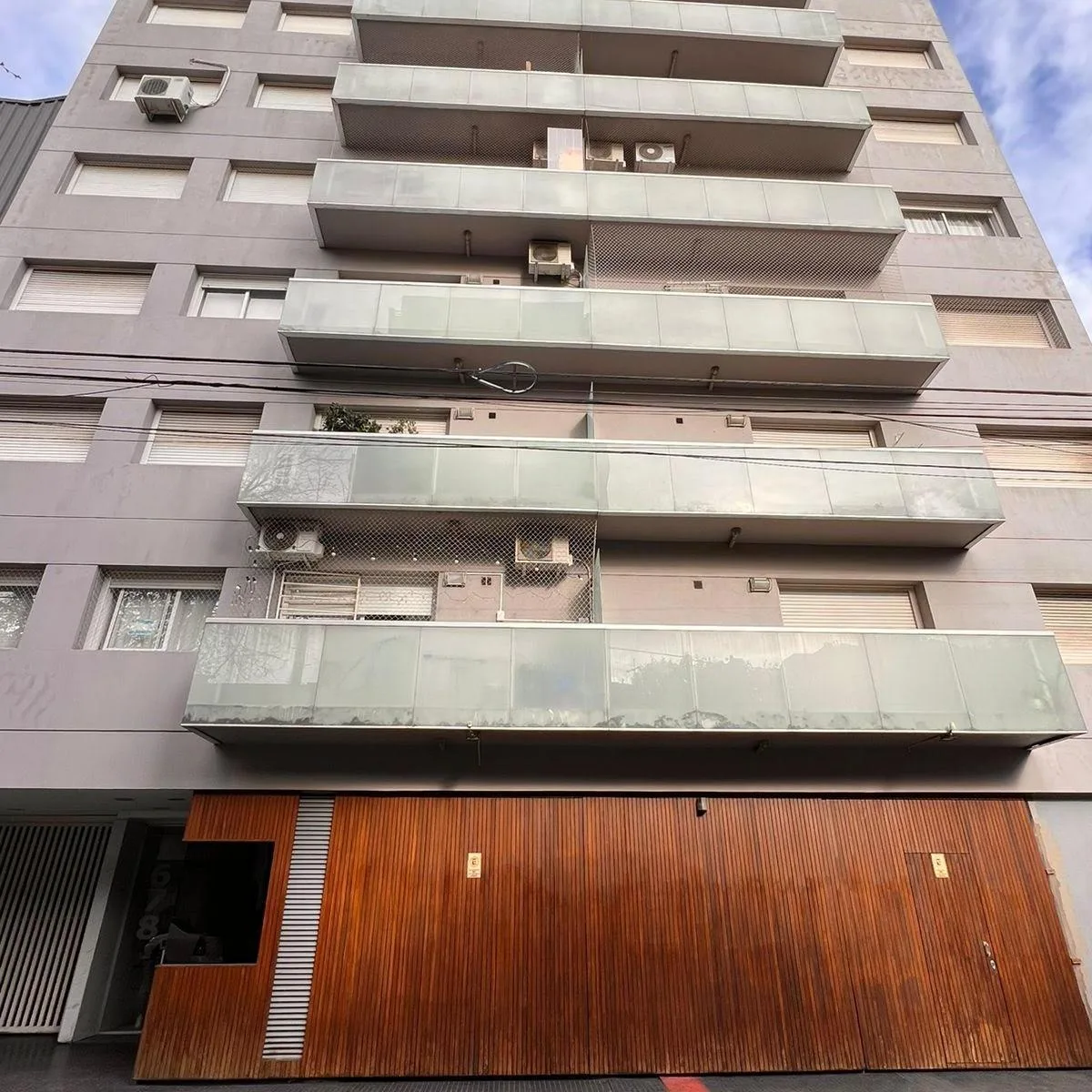 2 ambientes contrafrente con balcón