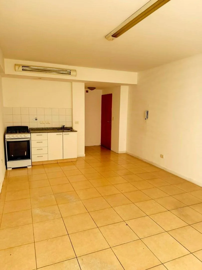 Monoambiente con balcón Belgrano