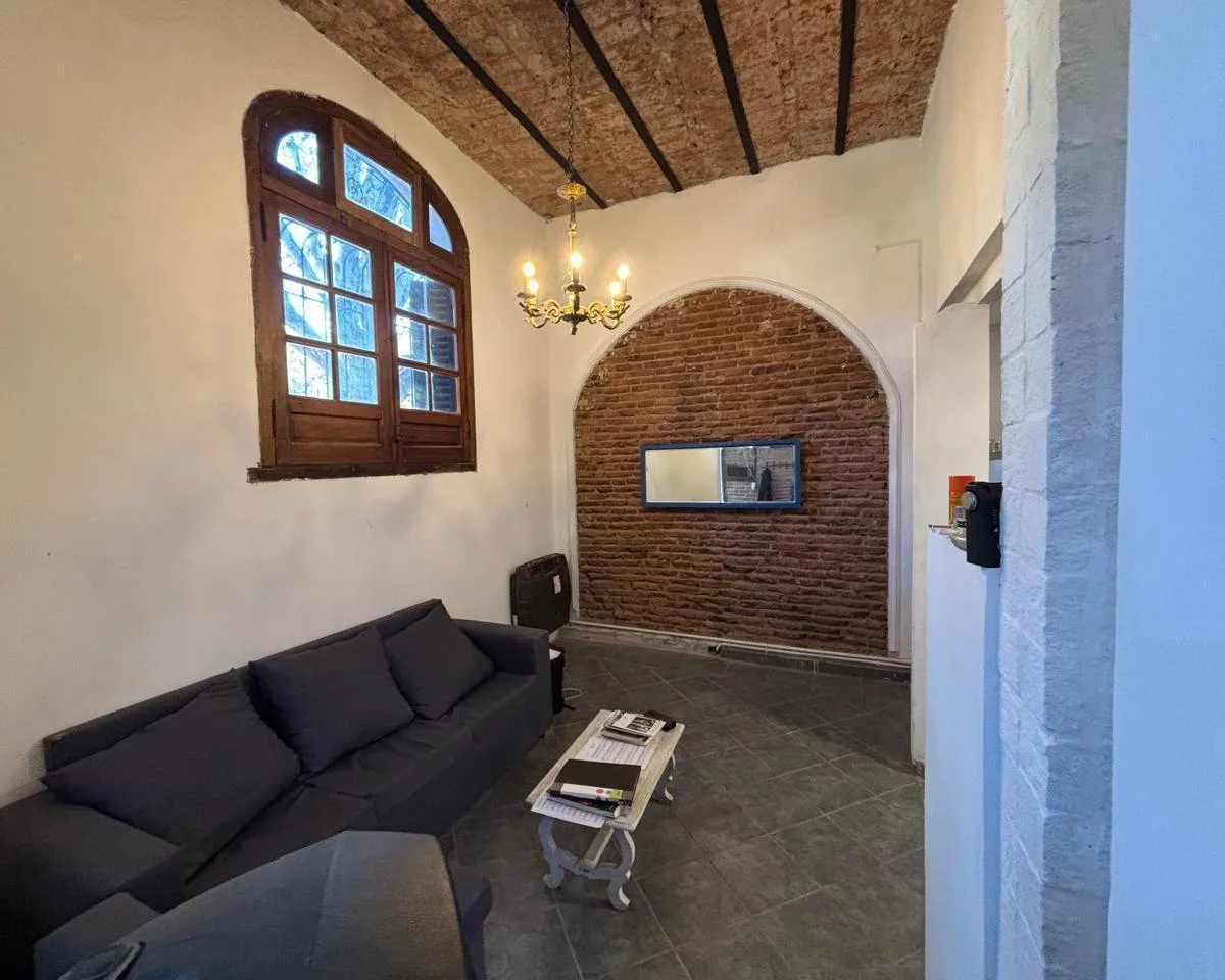 Casa con jardín y 2 baños