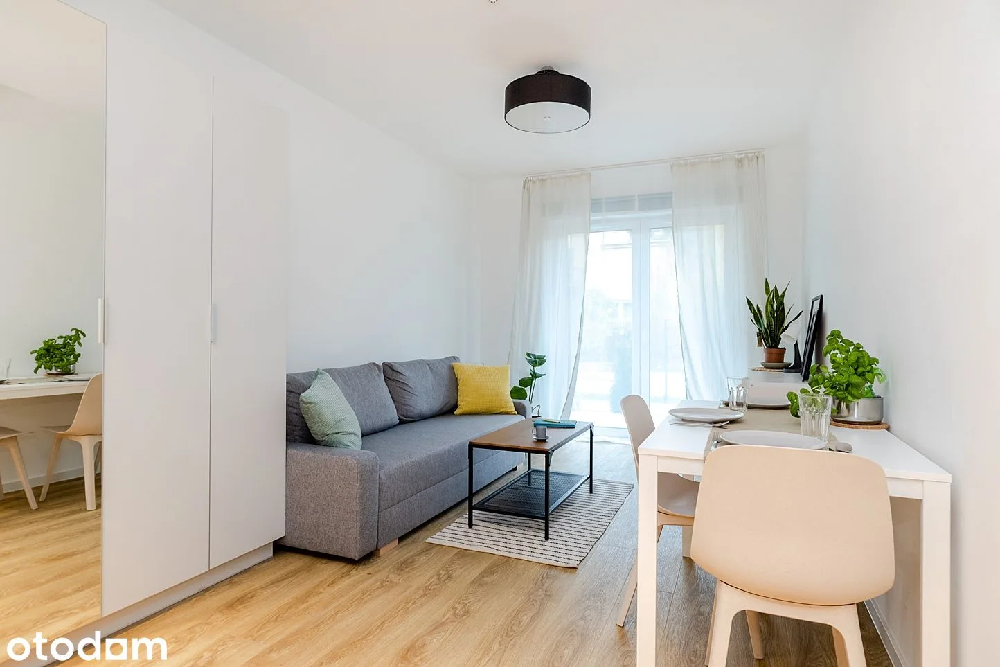 38 m² furnished 2-room, living_room