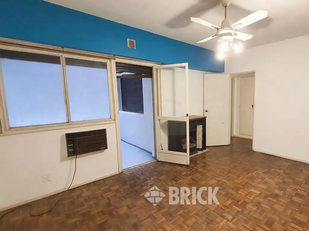 Departamento con patio en Barrio Norte