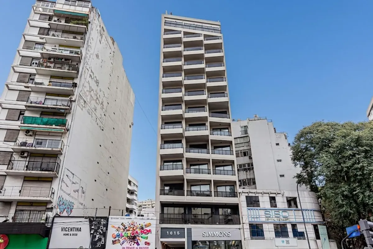 Monoambiente con balcón en Belgrano