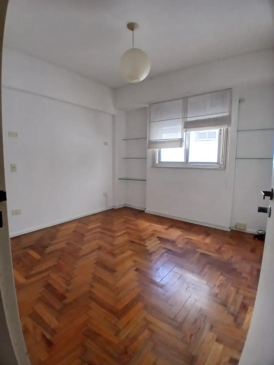 Departamento 2 ambientes lateral en Palermo