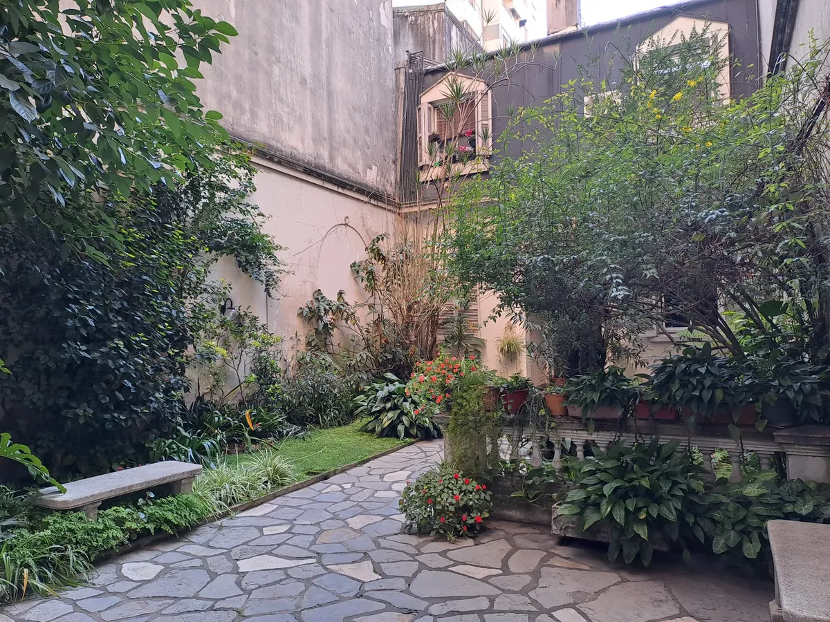 Monoambiente 38 m² con jardín