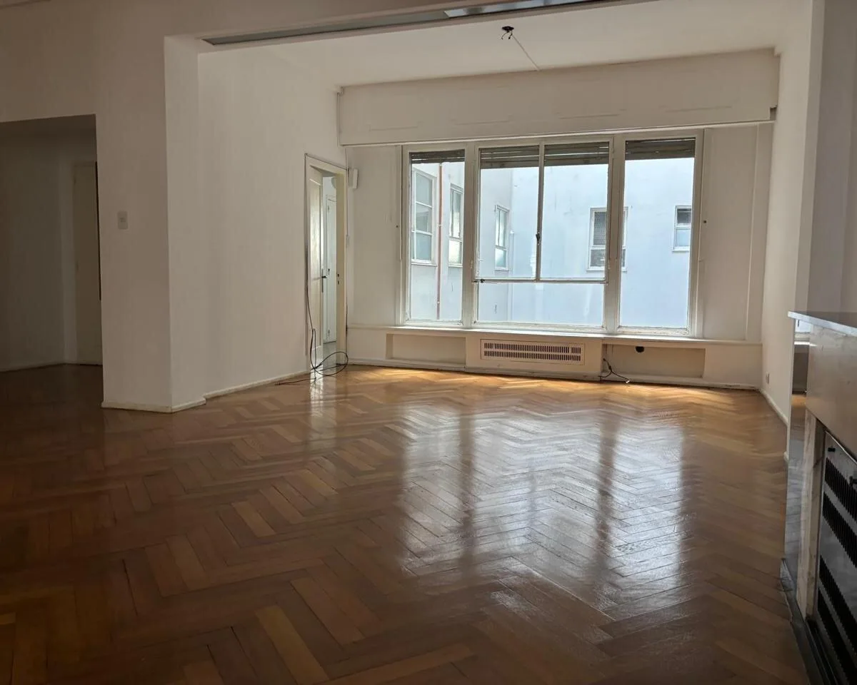 6º piso con balcón NE