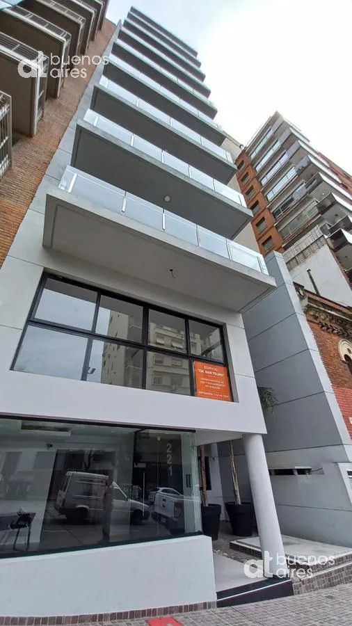 Monoambiente con balcón en San Telmo