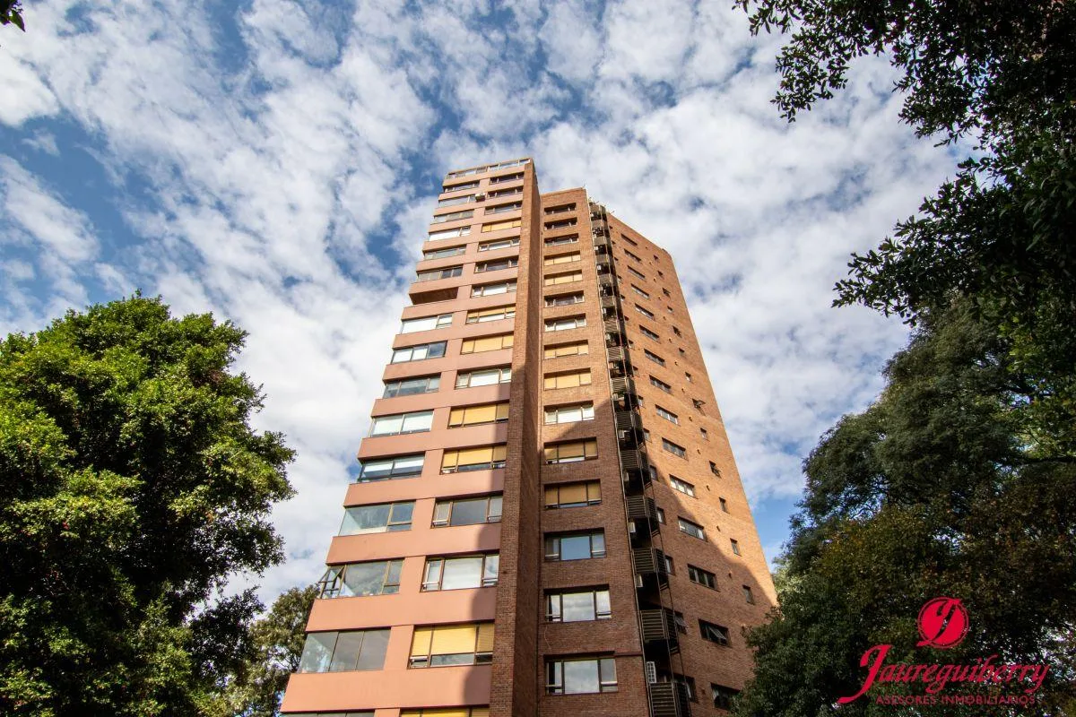 Piso con vista al río en Torre Río
