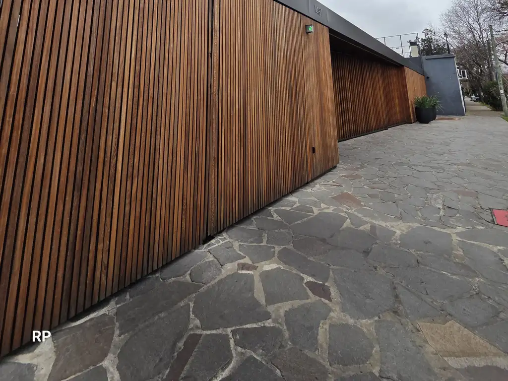Departamento en Olivos con balcón