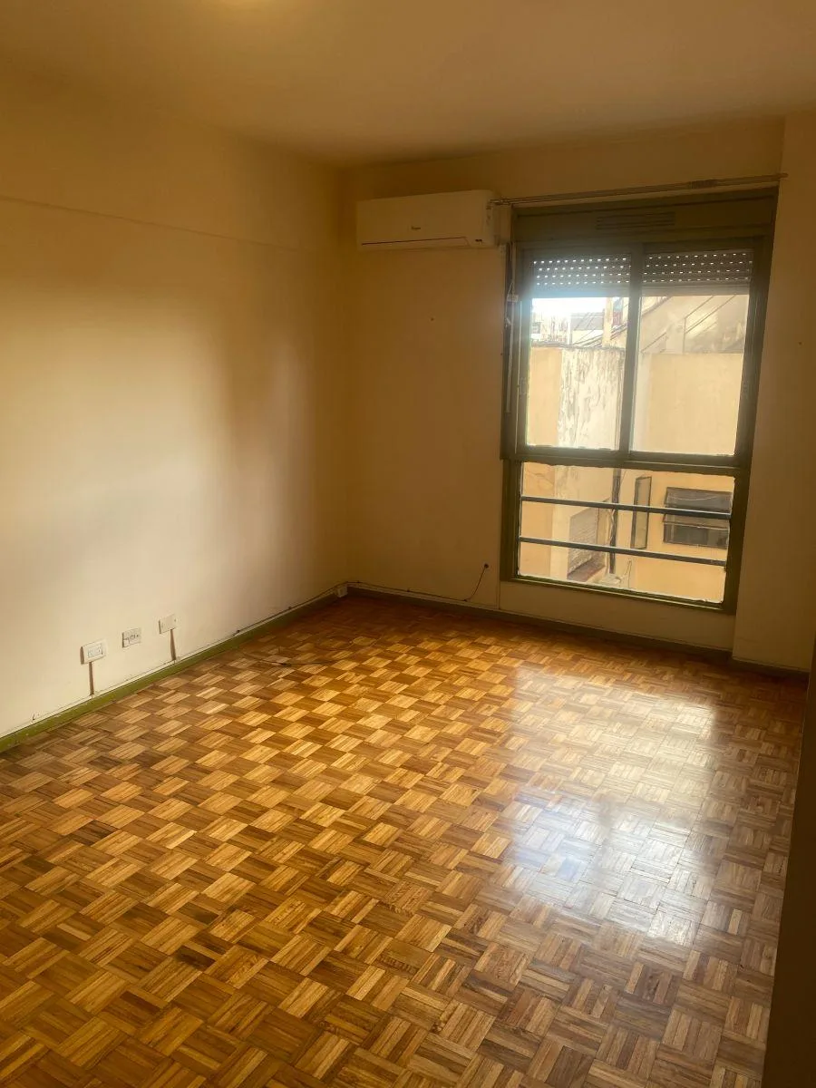 Almagro 2 ambientes, piso alto