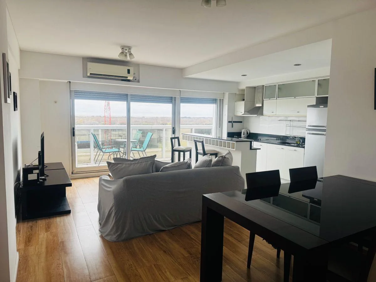 Departamento con vista al río