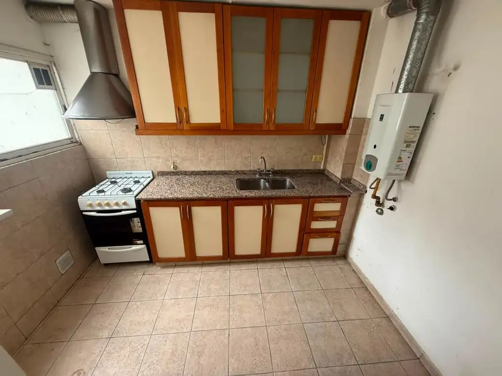 2 спальни с садом, Palermo