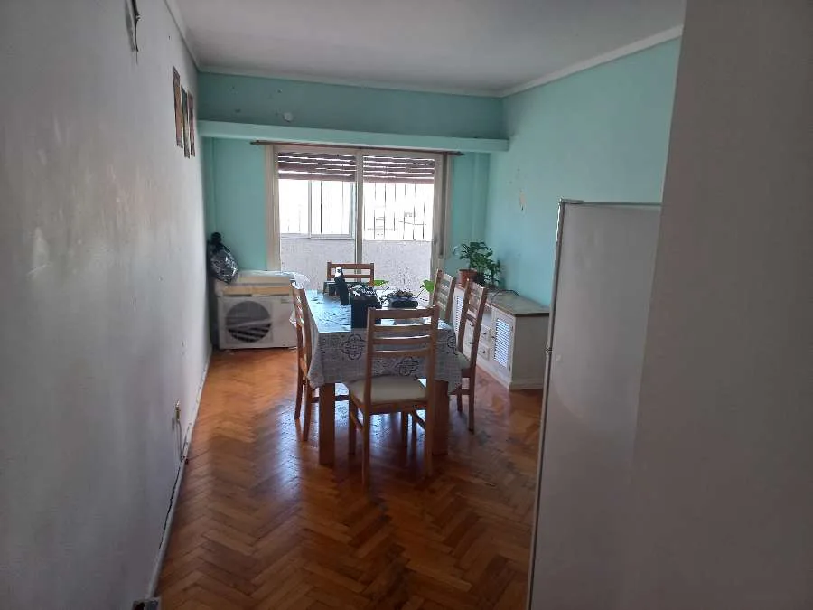 Departamento con 2 balcones