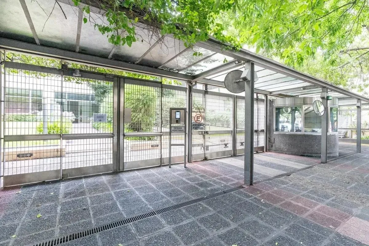 Monoambiente con balcón y amenities