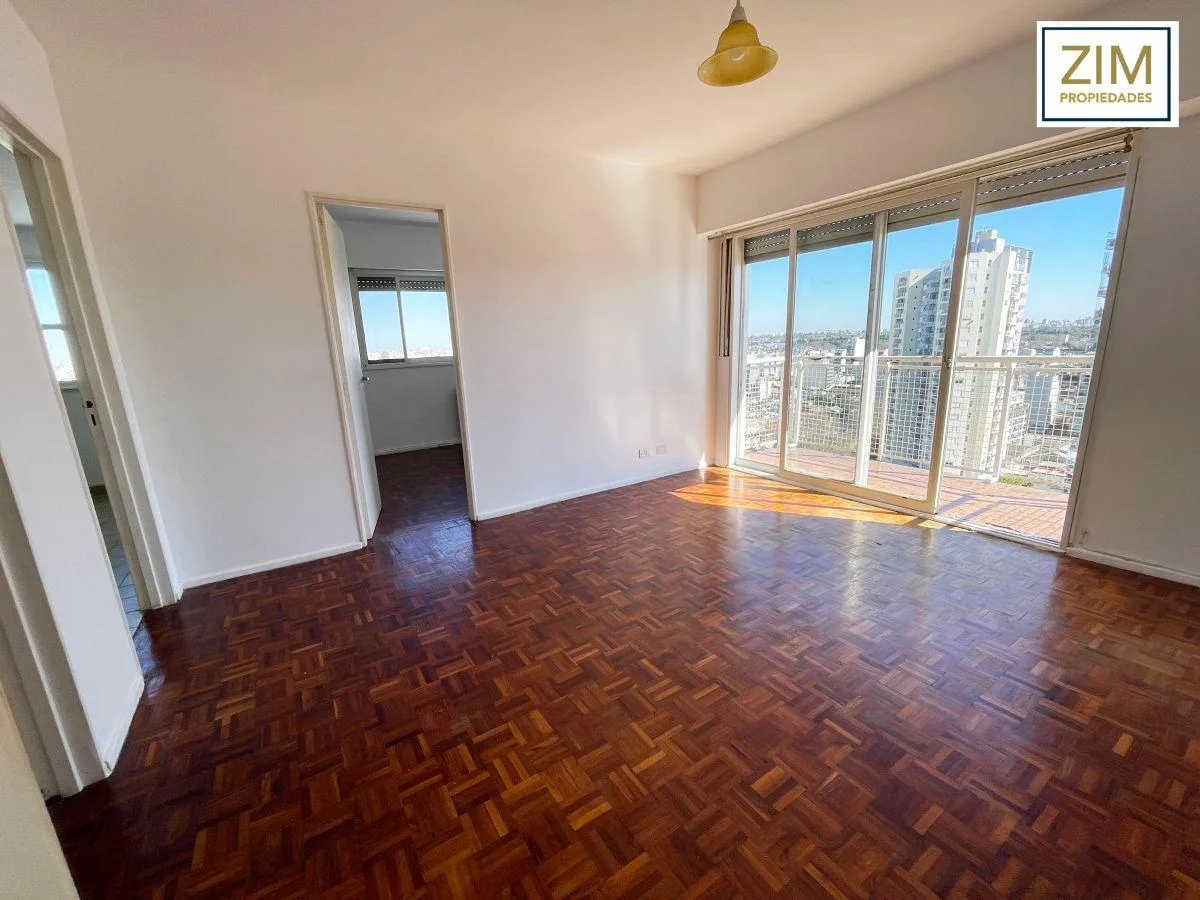 1 bedroom with doorman and balcony, Villa Crespo