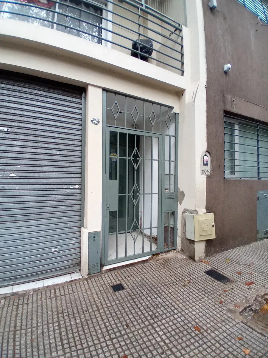 Departamento 2 ambientes con balcón