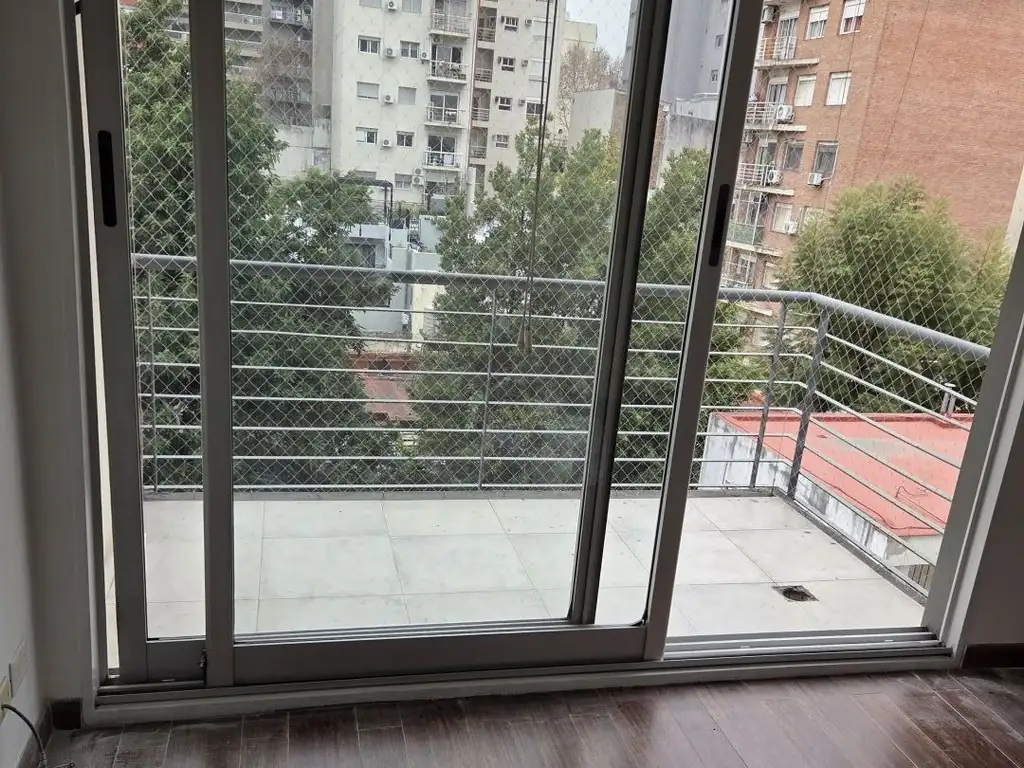 Departamento en Caballito con 2 balcones