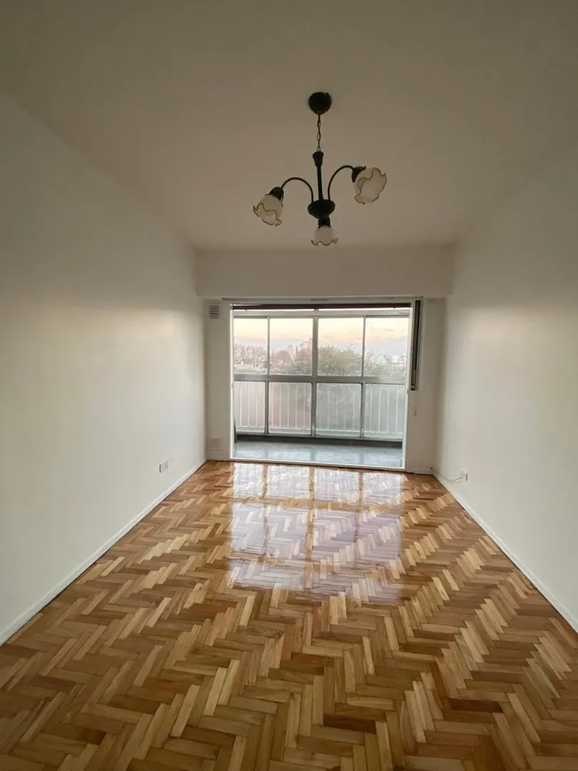 Departamento  En Alquiler En San Cristóbal, Capital Federal, Buenos Aires