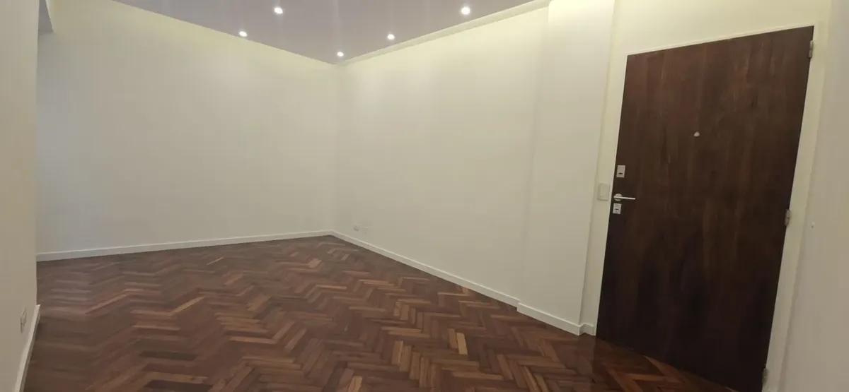 Departamento reciclado en Coghlan