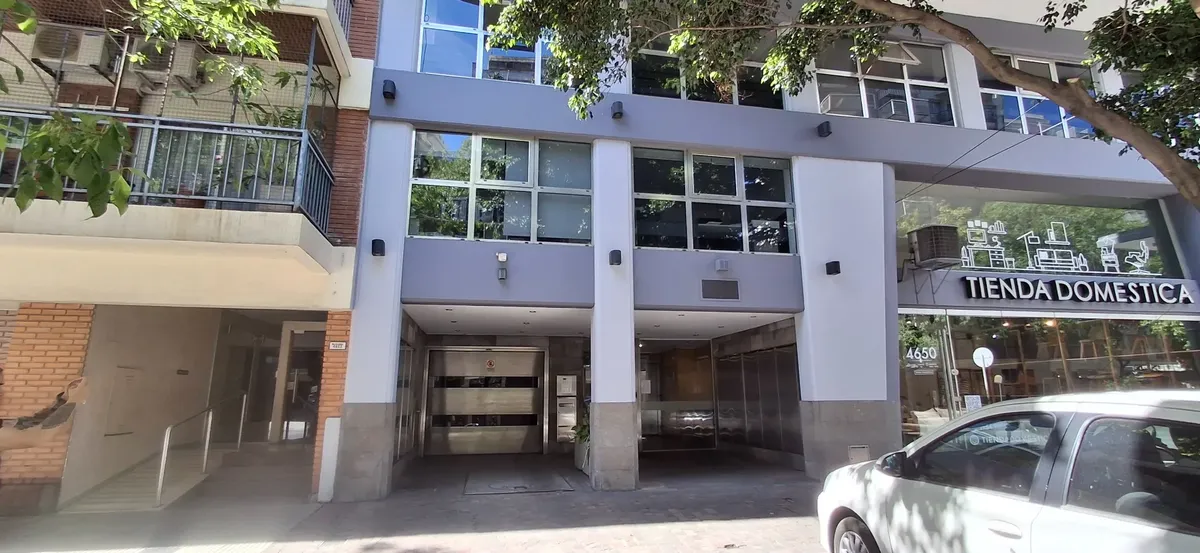 Departamento con balcón aterrazado