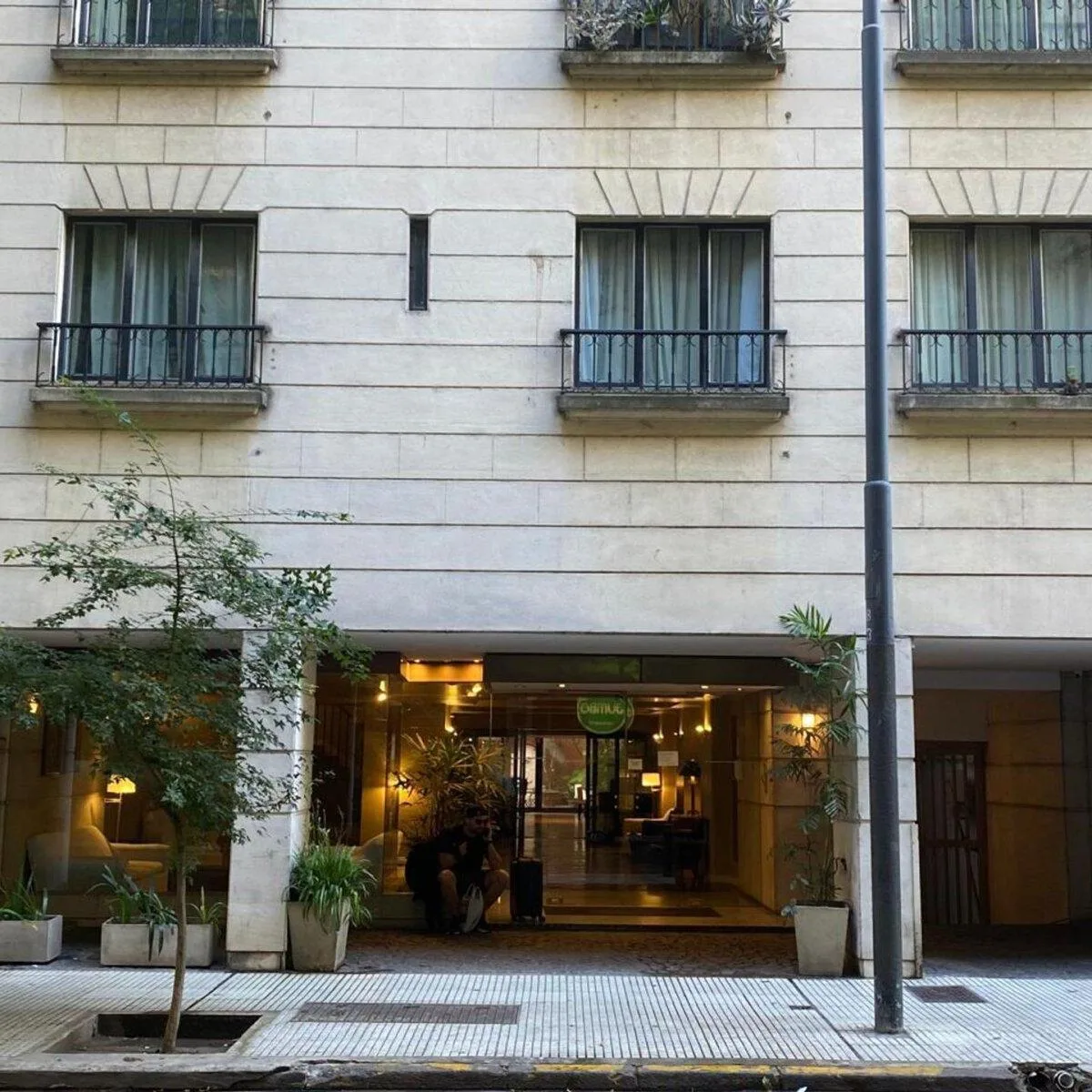 2 ambientes con patio y amenities