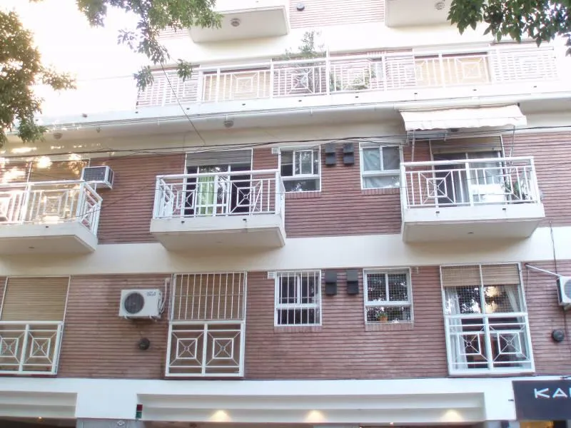 2 ambientes con terraza y balcón