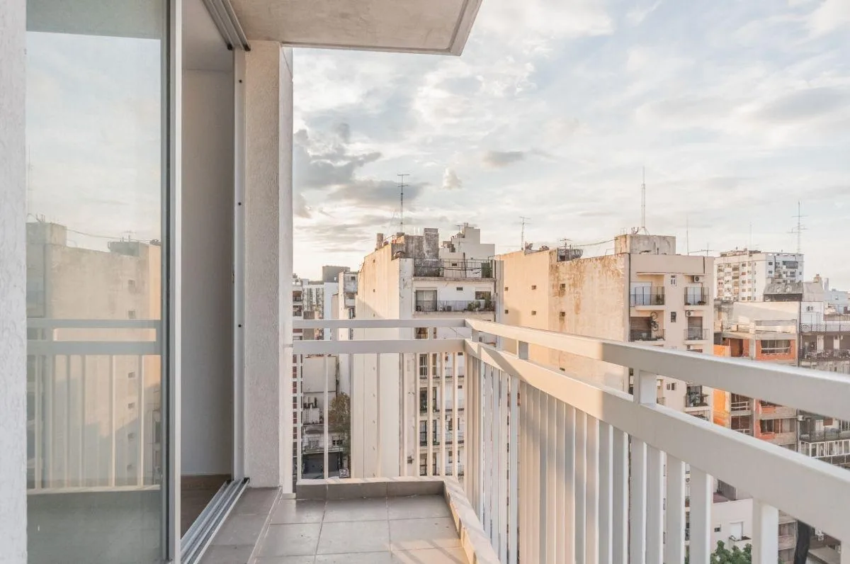 Monoambiente a estrenar con balcón
