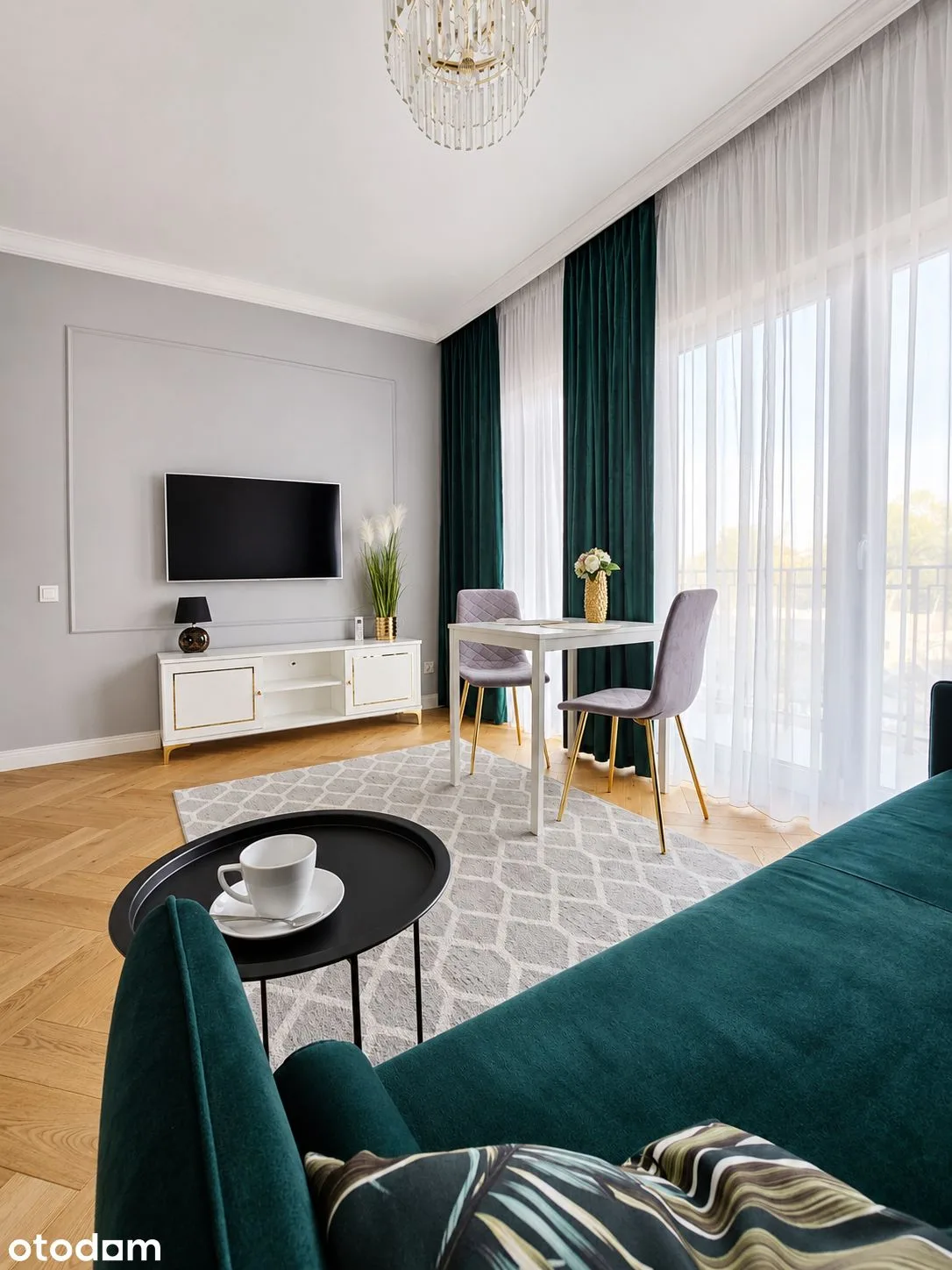 2 rooms with balcony and AC