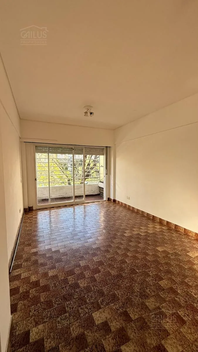 Departamento 2 ambientes al frente