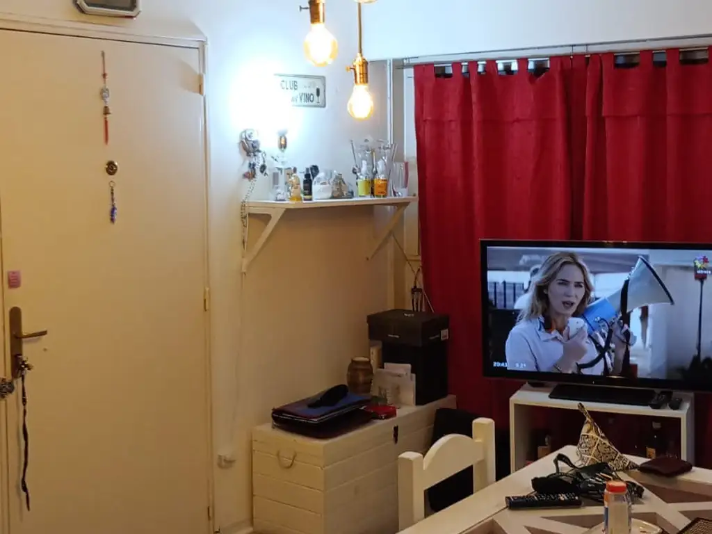 Departamento con balcón en Caballito