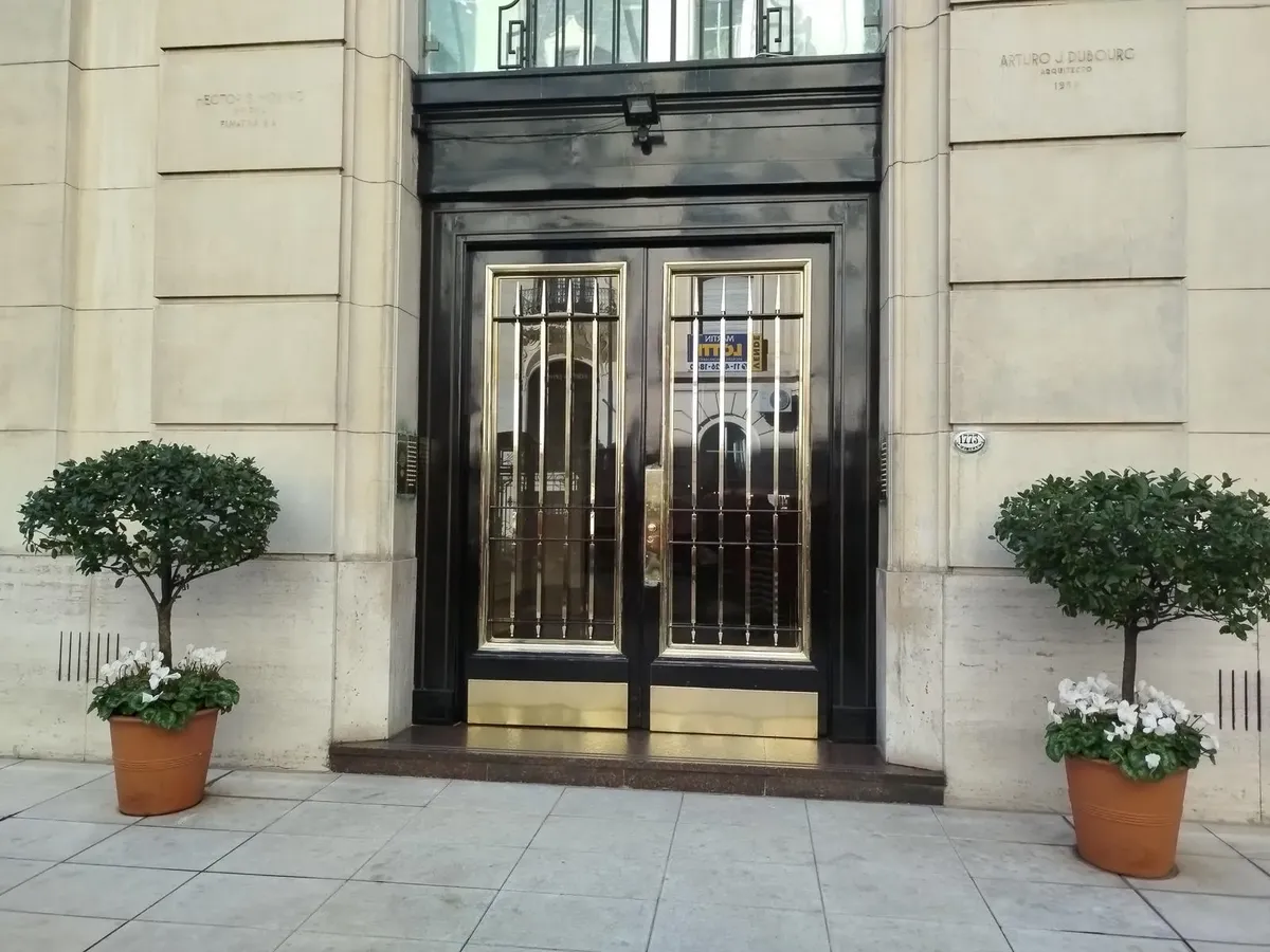 2 ambientes con patio en Recoleta