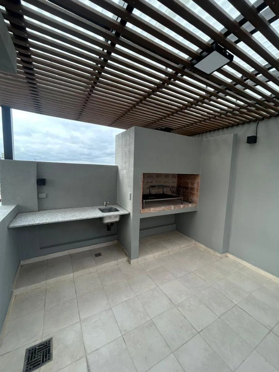 Triplex con terraza y parrilla
