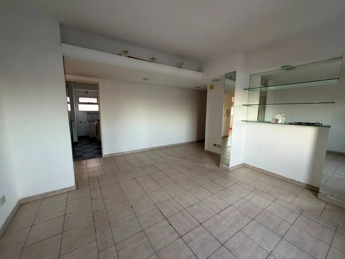 Piso 14, balcón al norte