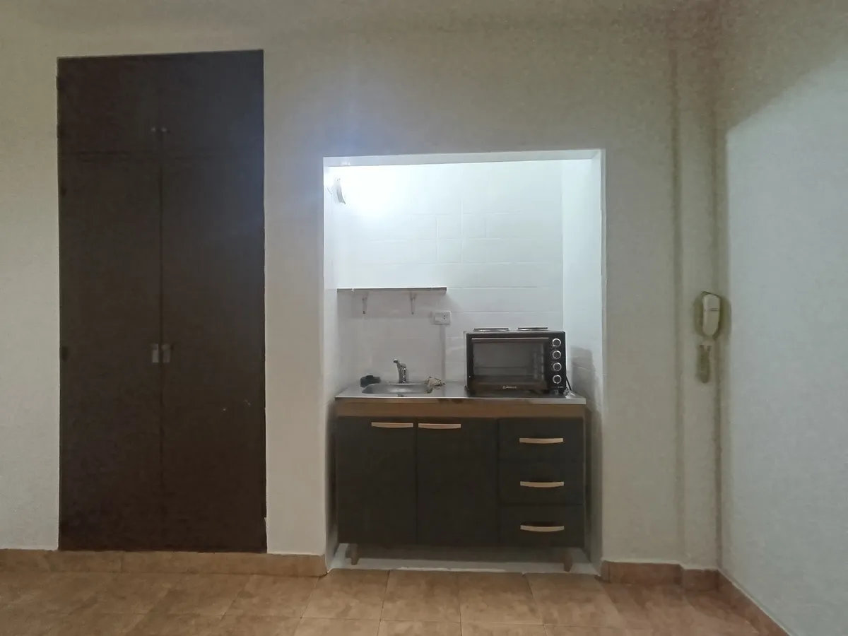 Monoambiente En Alquiler En San Nicolás - Apto Profesional