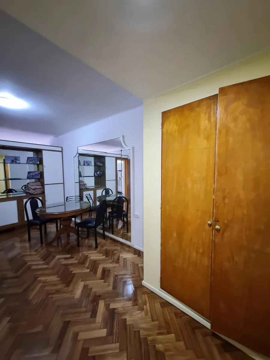 Departamento amoblado con balcón