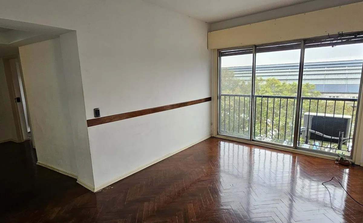 Av del Libertador 250 - 4 Amb con Cochera - Departamento - Retiro