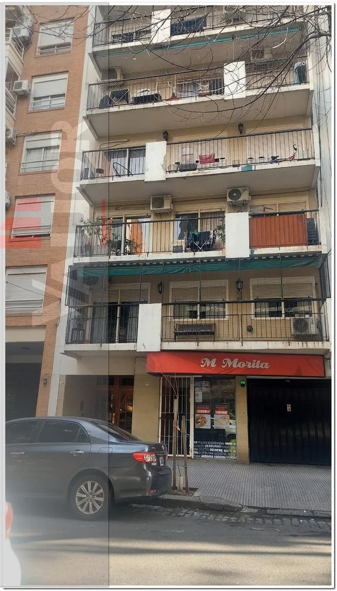 Lateral studio with balcony