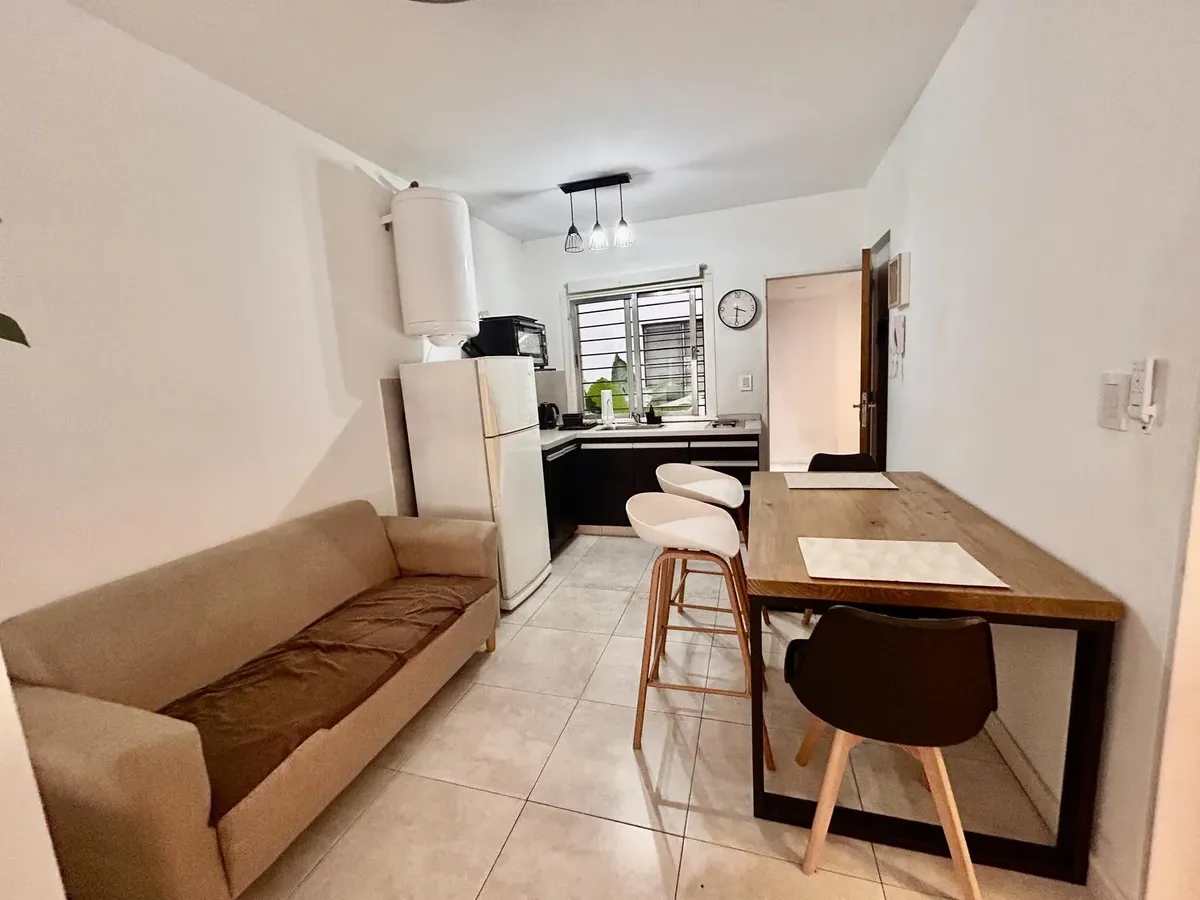 Departamento con patio en PB