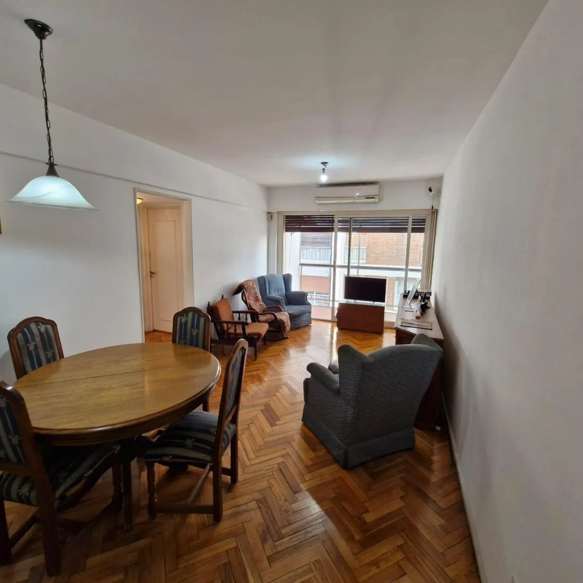 Belgrano con balcón y jacuzzi