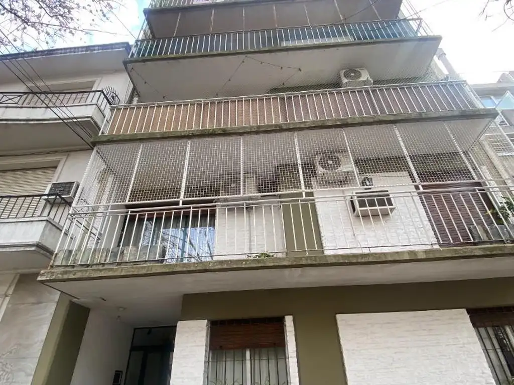 Departamento con balcón en Nuñez