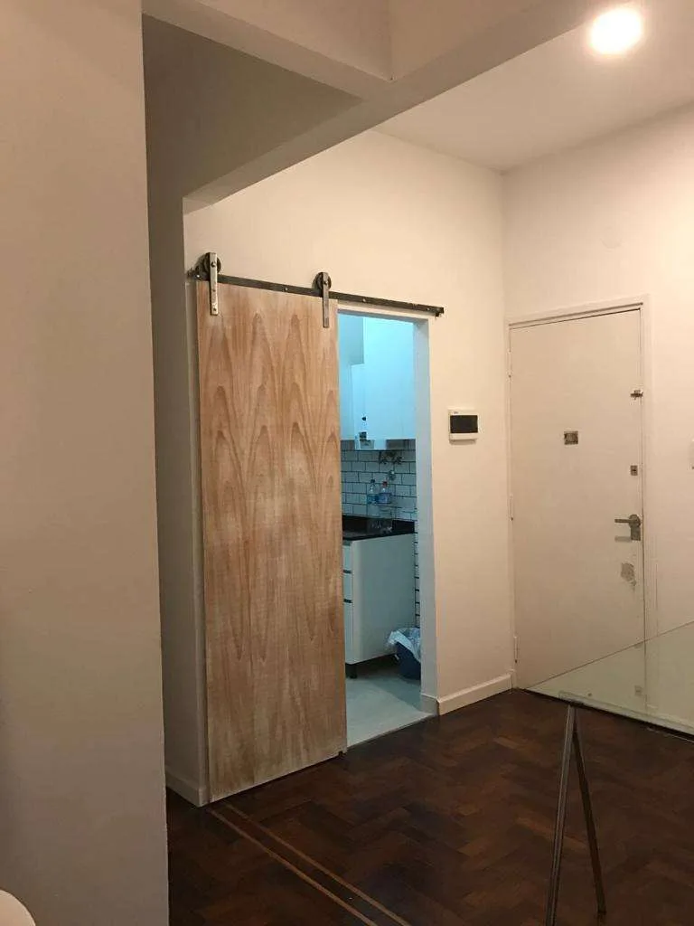 Departamento semi amueblado con balcón
