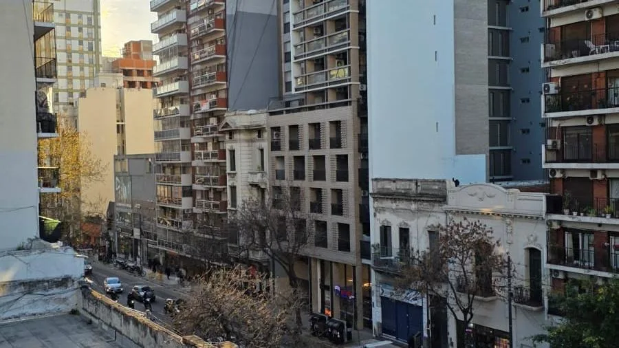 2 ambientes a estrenar con balcón