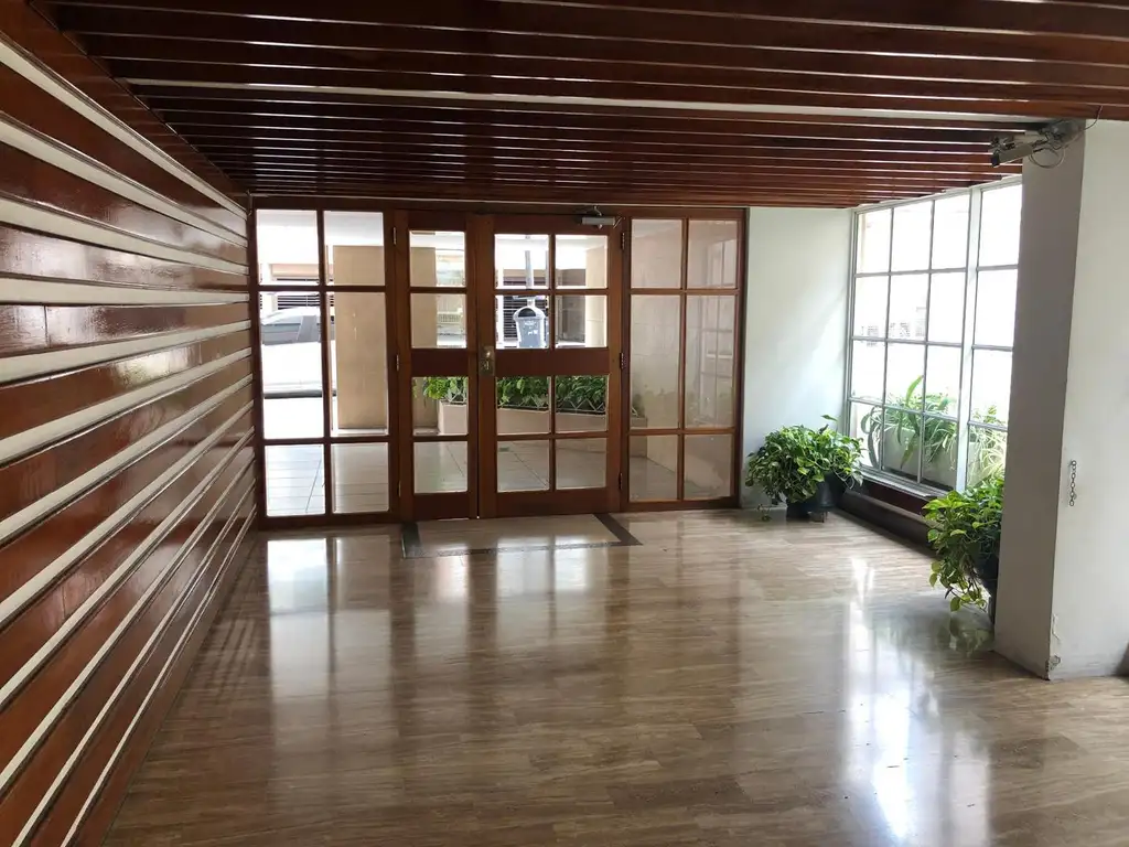 2-room apartment with laundry