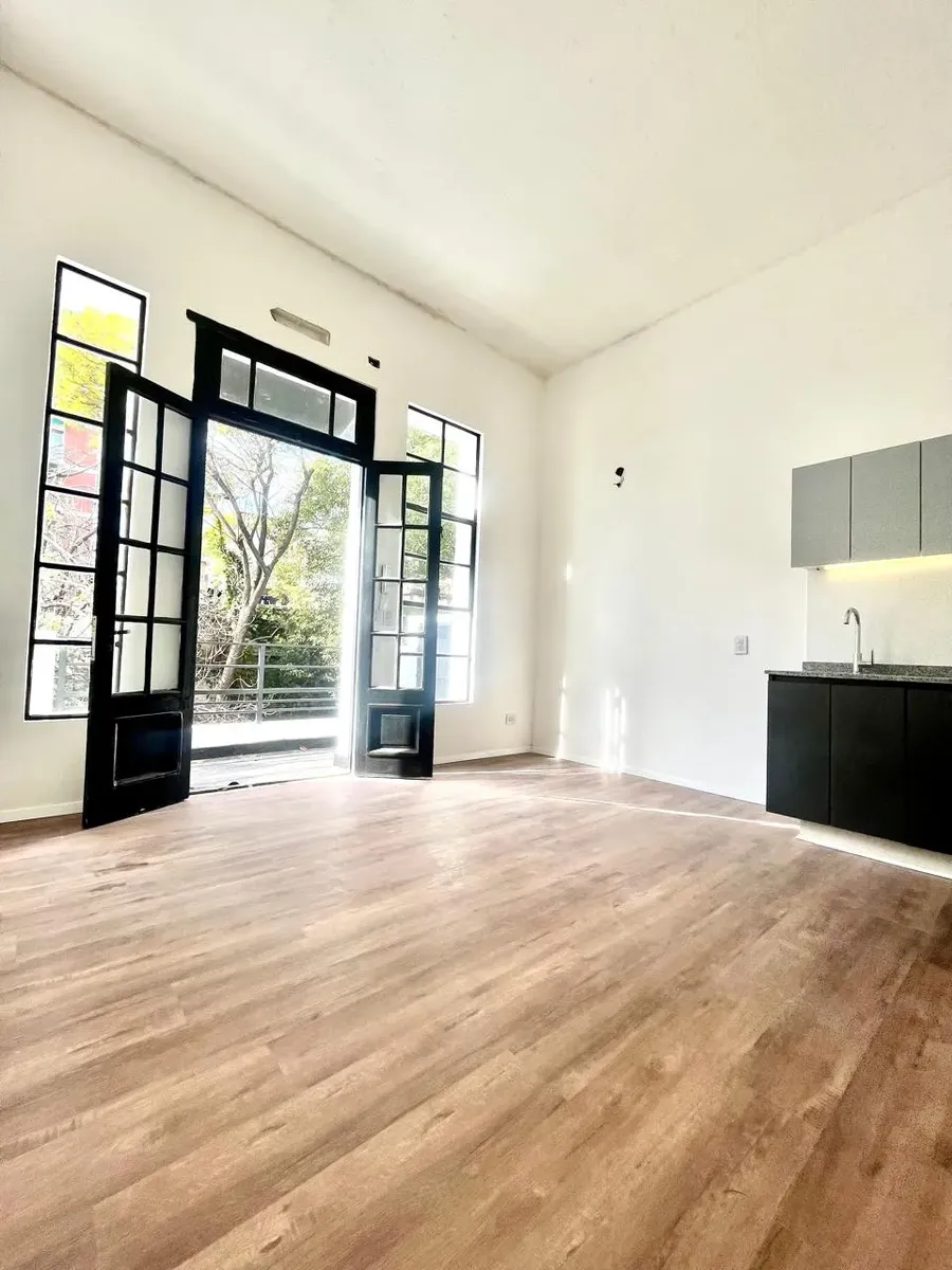 PH loft con patio y parrilla