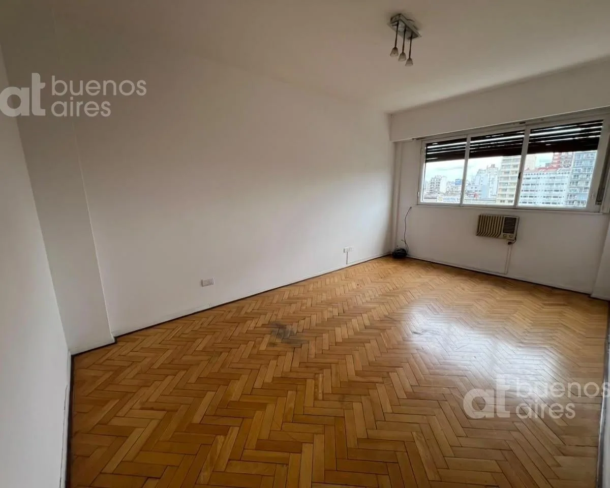 2 ambientes con balcón en San Telmo